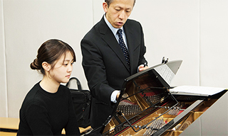音楽活動の指導で求められる知識と技術を身につけられる「音楽」の授業
